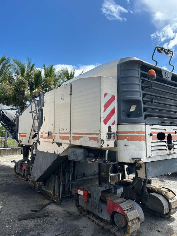 Wirtgen W 200 Cold Planer