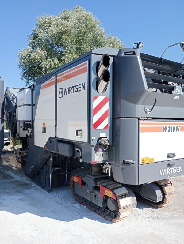 Wirtgen W 210 Fi Road Planer