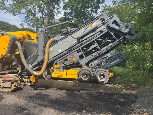 Wirtgen W 250 i Road Planer