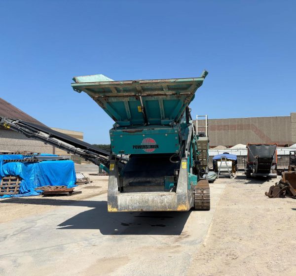 Powerscreen Warrior 1800 Scalping Screen