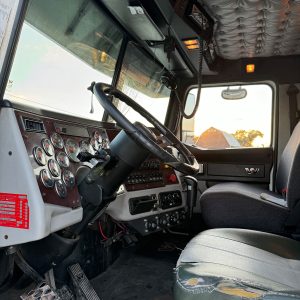 Western Star W4900SB (5)