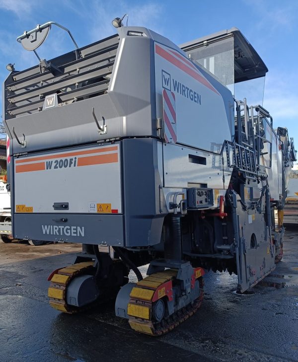 Wirtgen W 200 Fi Road Planer