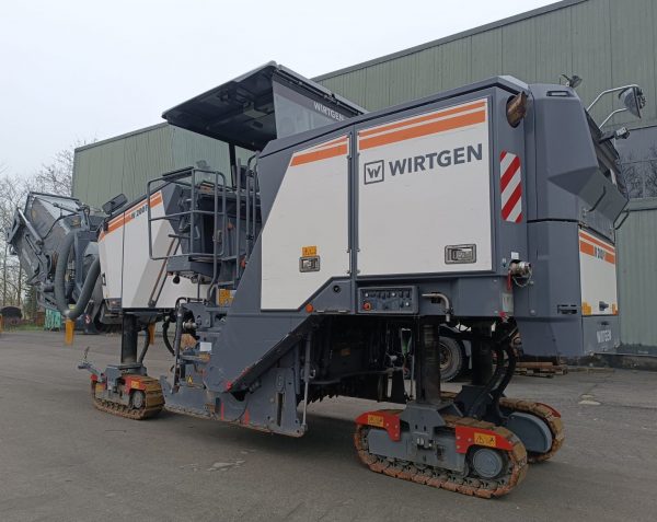 Wirtgen W 200 Fi Road Planer