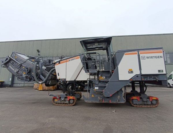 Wirtgen W 200 Fi Road Planer