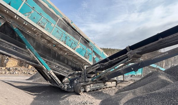 Powerscreen Chieftain 2200 3D Incline Screen