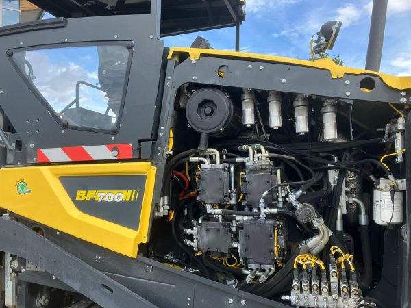 Bomag BF700 C-3 Paver