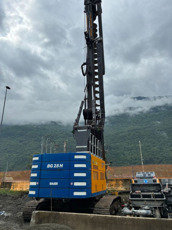 Bauer BG 28H Rotary/CFA Piling Rig