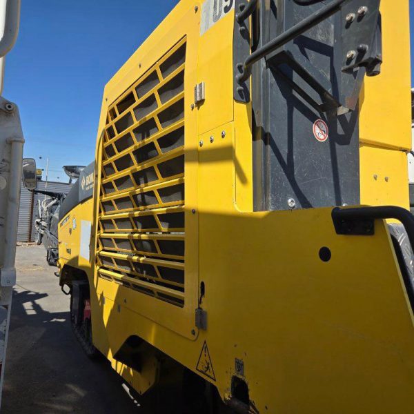 Bomag BM 1300/35 Cold Planer
