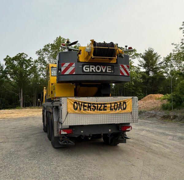 Grove GMK 3060 Mobile Crane