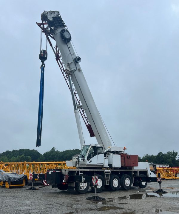 Grove GMK 5165 Mobile Crane