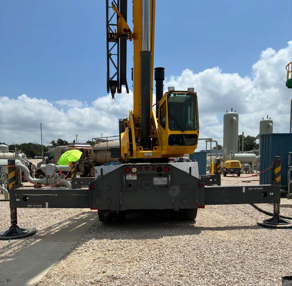 Grove TMS700E Mobile Crane