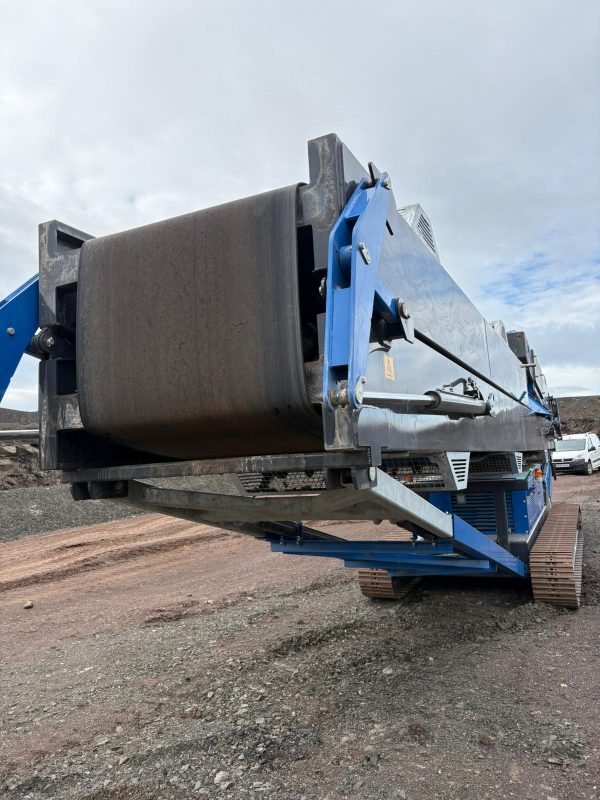 Helicon STC 80 Tracked Conveyor