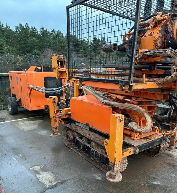 Hutte HBR 302 Micro Piling Rig