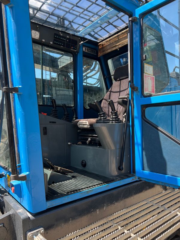Junttan PM-23LC Hammer Piling Rig