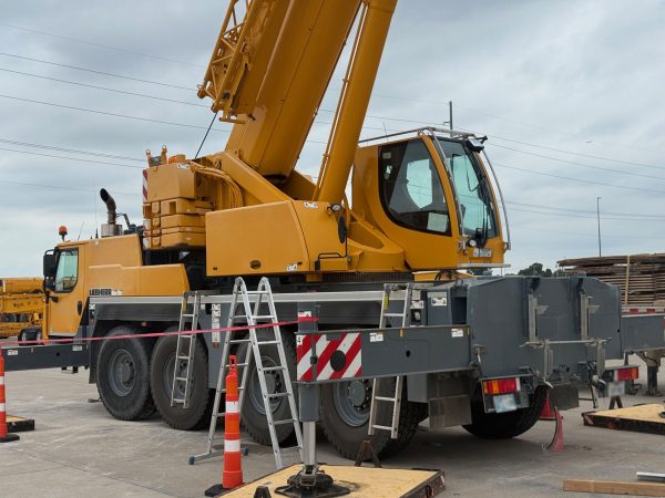 Liebherr LTM 1070-4.2 Mobile Crane