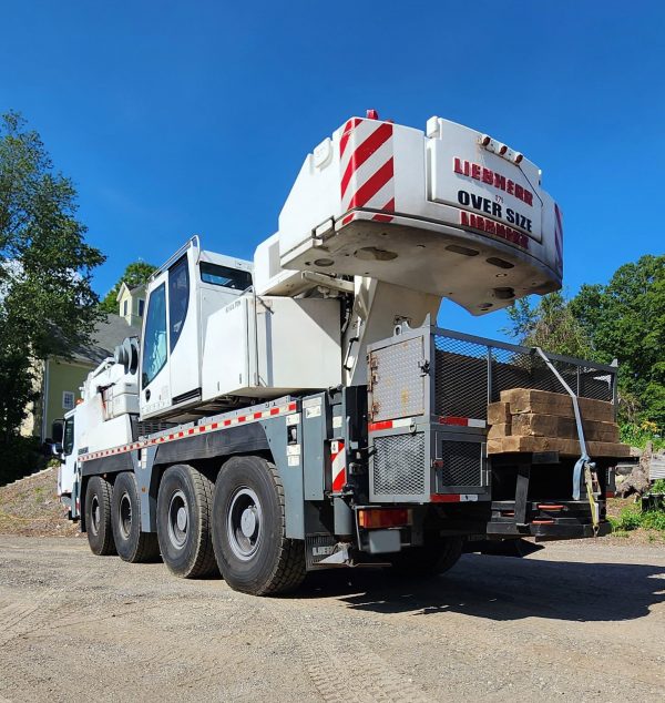 Liebherr LTM 1070-4.2 Mobile Crane