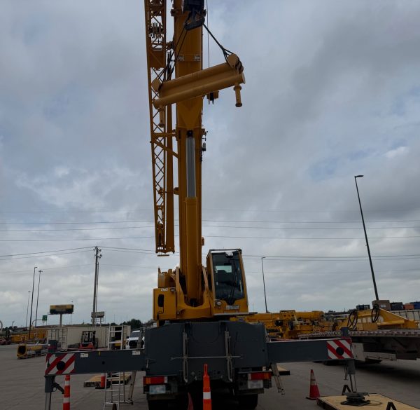 Liebherr LTM 1070-4.2 Mobile Crane