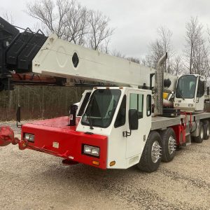 Link-Belt HTC 8860-2 Mobile Crane