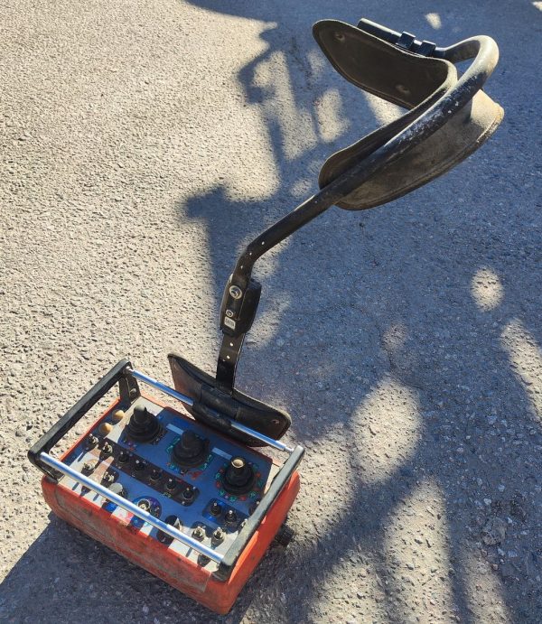 Sandvik Dino DC400Ri Rock Drill