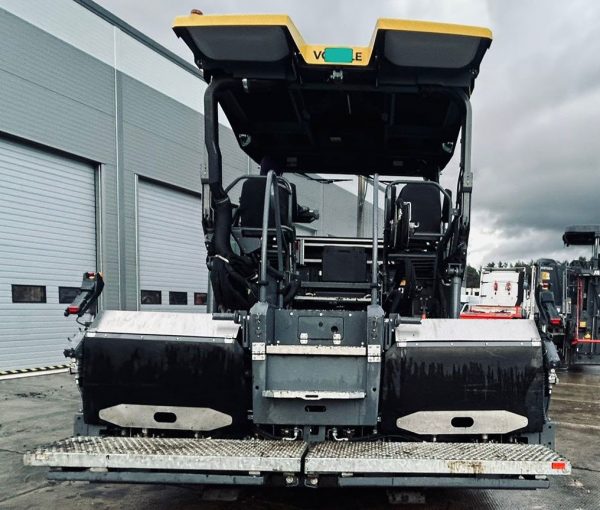 Vogele Super 1900-5i Paver