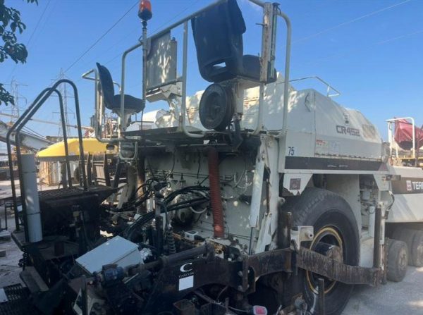 Terex CR452 Paver