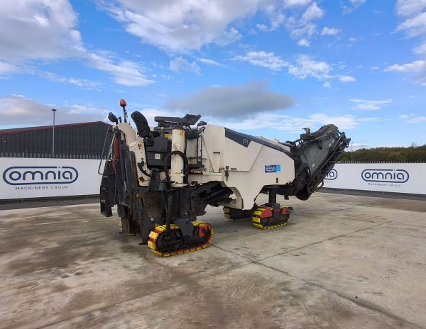 Wirtgen W 100 CFi Road Planer