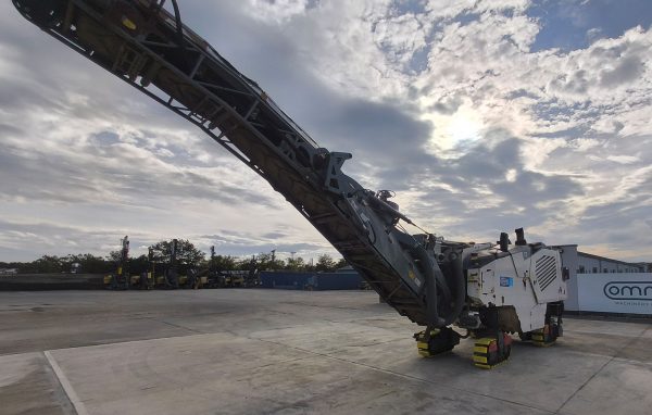Wirtgen W 100 CFi Road Planer