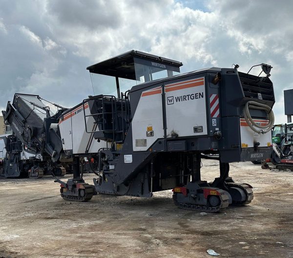 Wirtgen W 200 Fi Road Planer