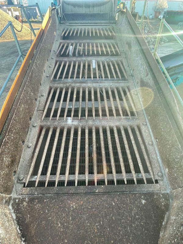 Powerscreen Warrior 1400X Scalping Screen
