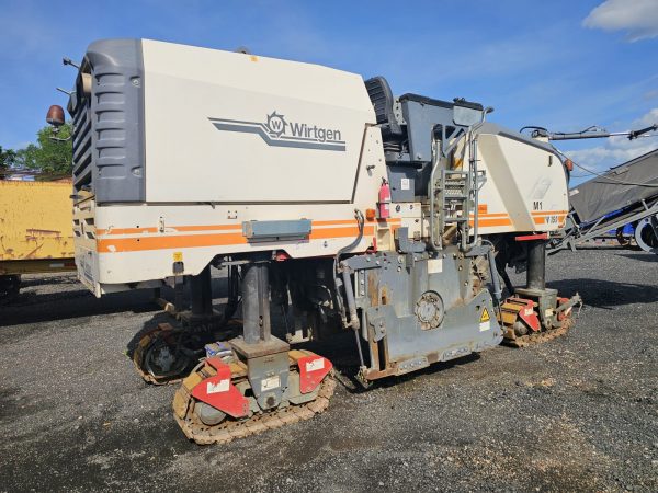 Wirtgen W 150 Cold Planer