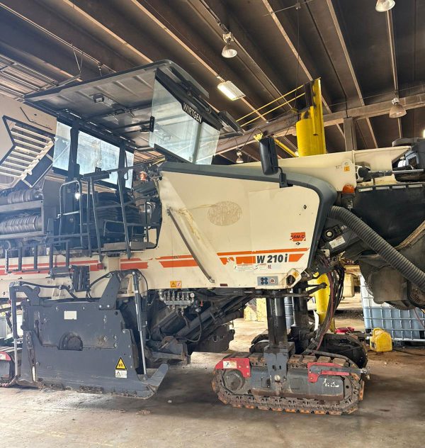 Wirtgen W 210 i Cold Planer