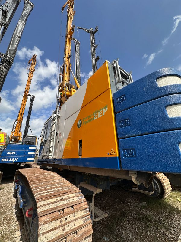 Bauer BG 28H Rotary Piling Rig