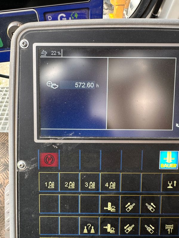 Bauer BG 28H Rotary Piling Rig