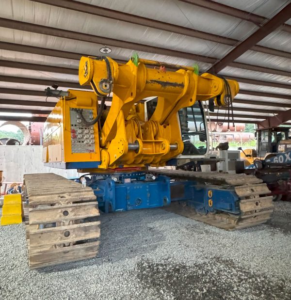 Bauer BG42 Rotary Piling Rig