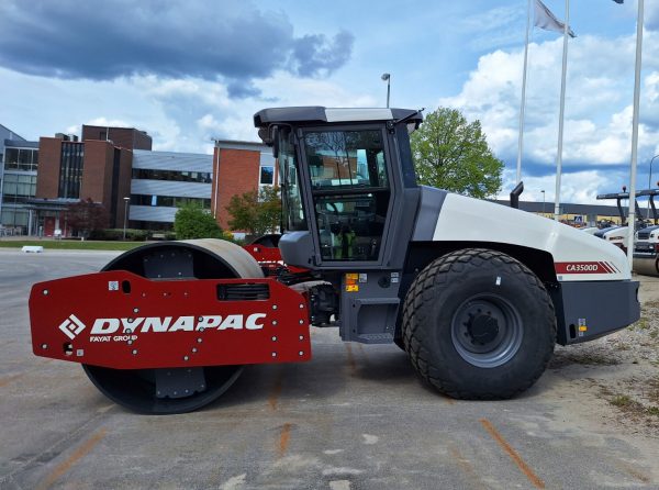Dynapac CA3500D Compactor