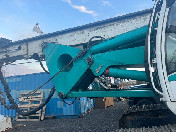 Casagrande B200 XP Rotary Piling Rig