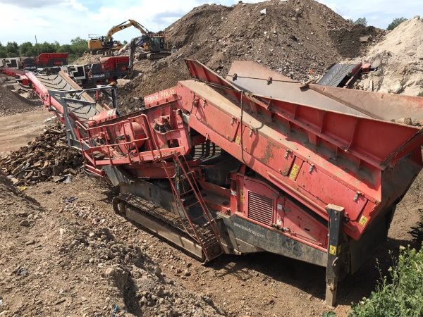 Terex Finlay 883 Incline Screen