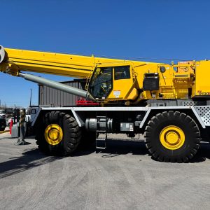 Grove RT9130E-2 Mobile Crane