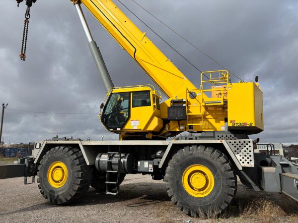 Grove RT9130E-2 Mobile Crane