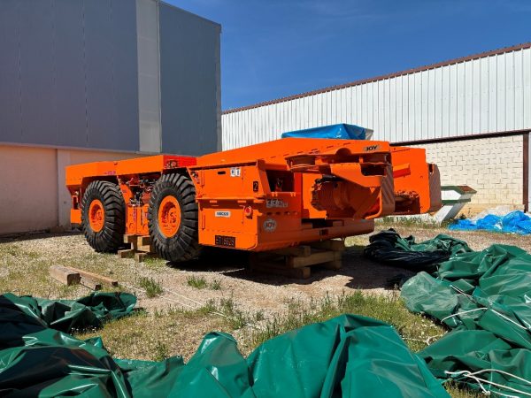 Komatsu 10SC32-48D-5 Underground Platform Truck