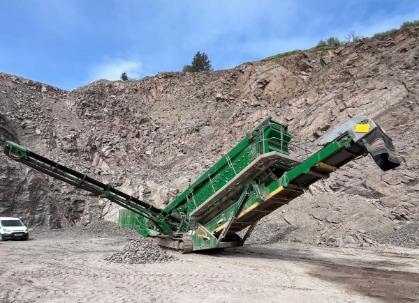 McCloskey S190 3D Incline Screen