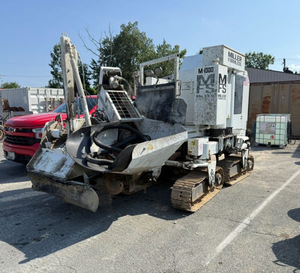 Miller Formless M-1000 Slipform Paver