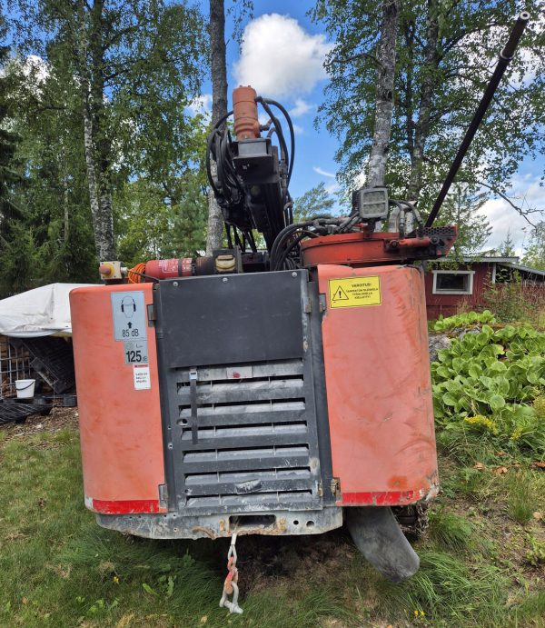 Sandvik Commando DC125R Rock Drill