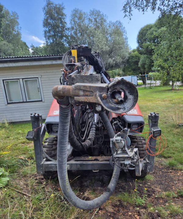 Sandvik Commando DC125R Rock Drill