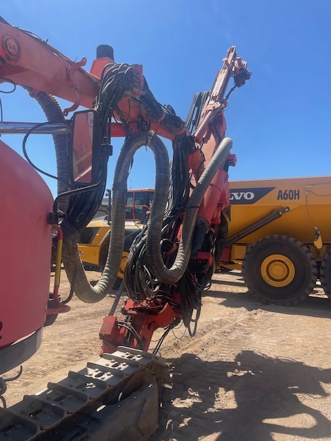 Sandvik DX800 Rock Drill Sandvik DX800 Rock Drill