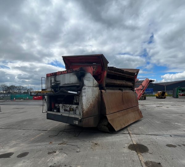 Sandvik QE140 Scalping Screen