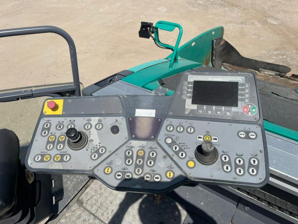 Vogele Super 2000-3i Paver