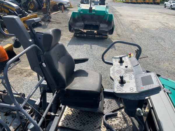 Vogele Super 2000-3i Paver