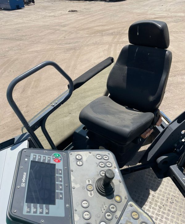 Vogele Super 2000-3i Paver