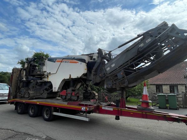 Wirtgen W 100 CFi Road Planer